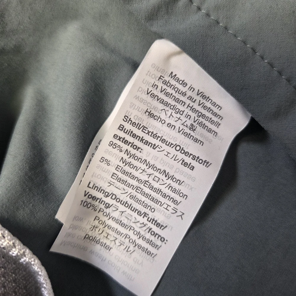 J. Crew Size 35 Mens Flat‎ Front Shorts